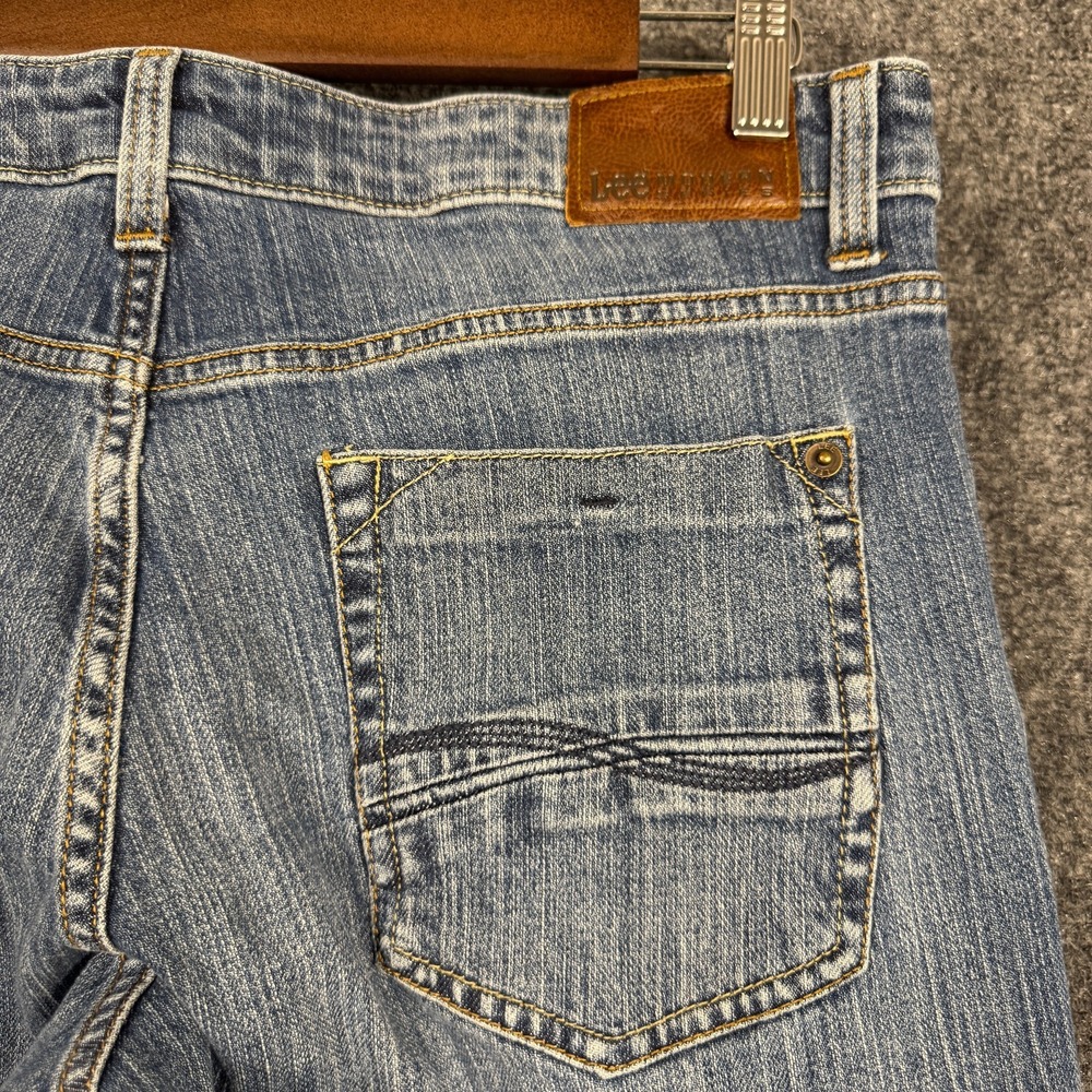 Lee Modern Series L342 Unisex Jean Straight Fit Straight Leg Sz 33x30 Distressed - Picture 9 of 10